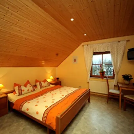 Gæstehus Ferienweingut Reh In Klusserath