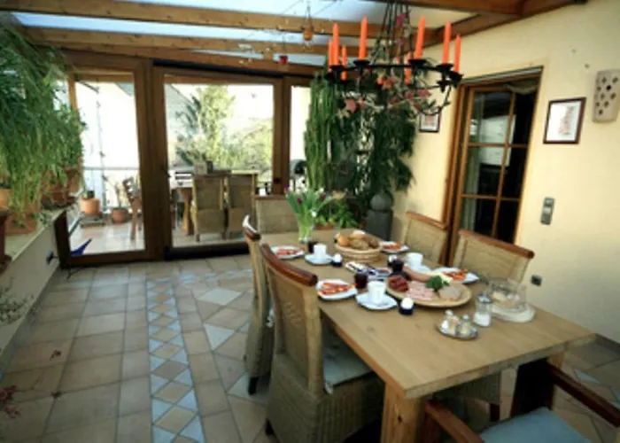 Ferienweingut Reh In ゲストハウス Klüsserath